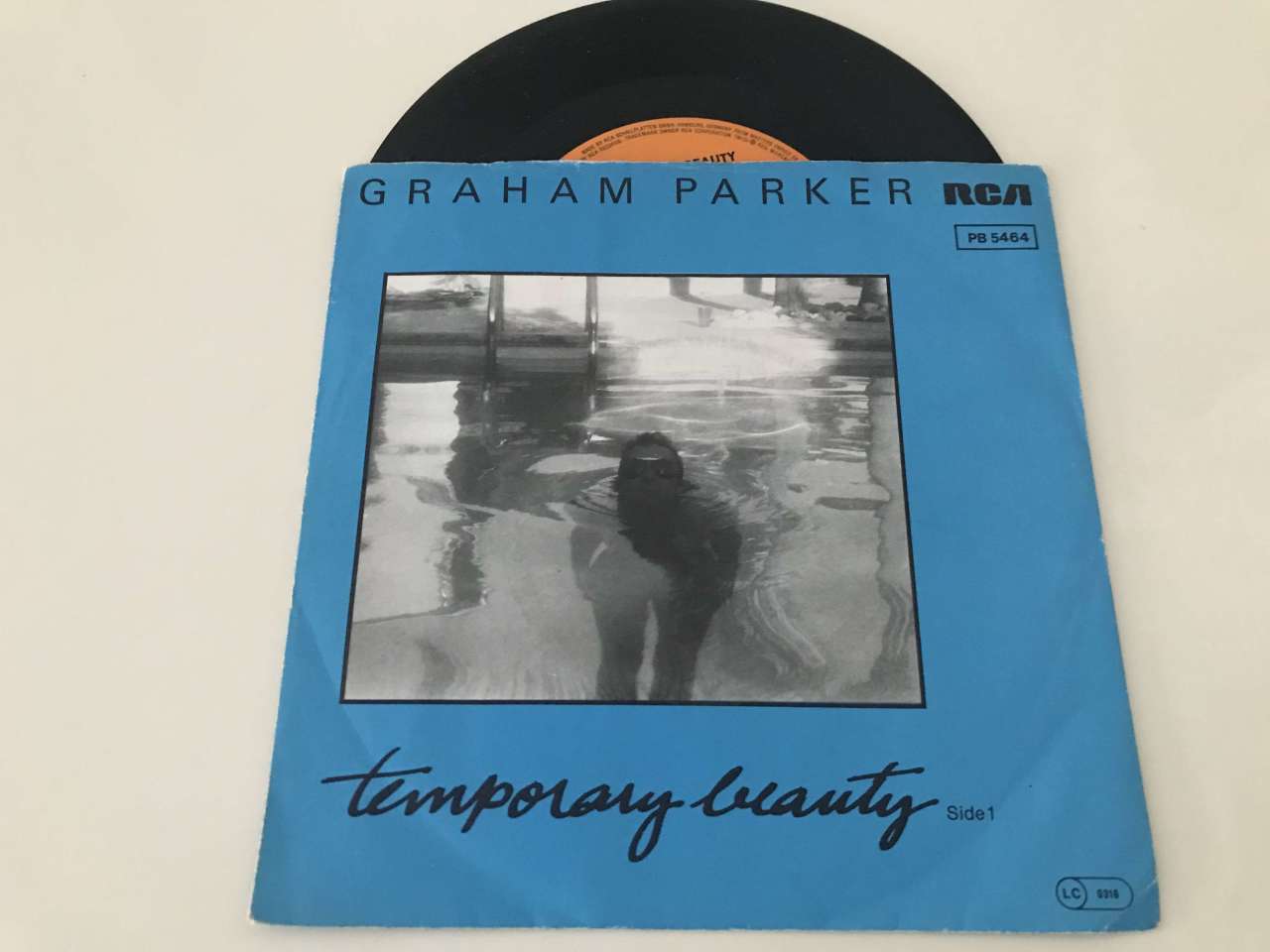 Graham Parker – Temporary Beauty