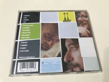 R.E.M. – Up