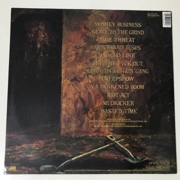 Skid Row – Slave To The Grind