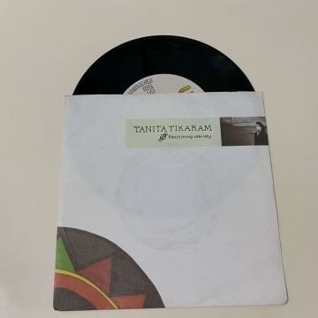 Tanita Tikaram – Twist In My Sobriety
