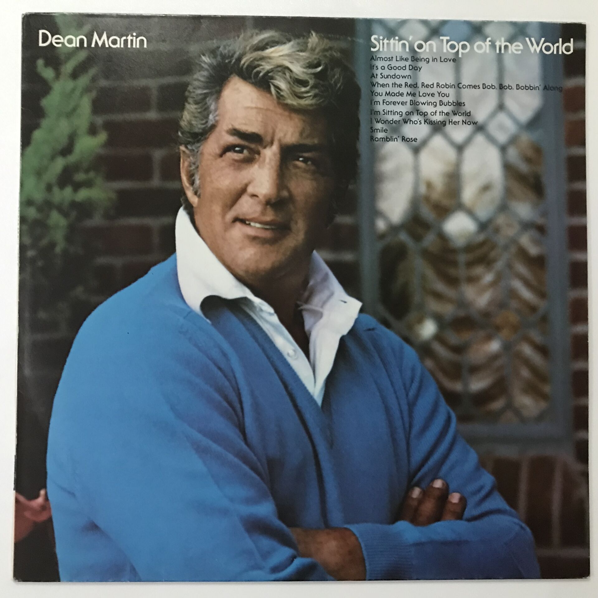 Dean Martin – Sittin' On Top Of The World